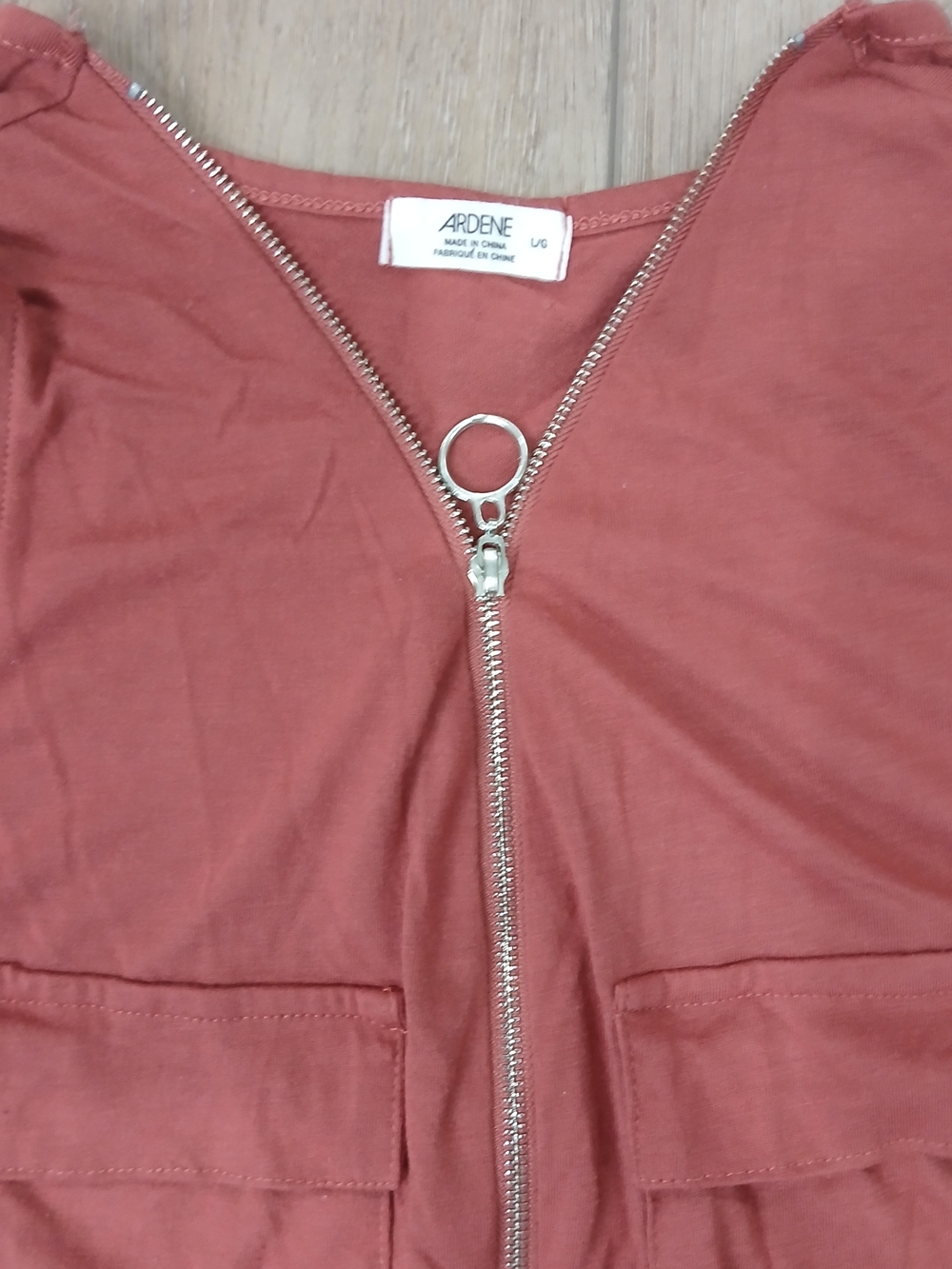Ardene Sleeveless Blouse Medium Rust Zip Front Pocket Tank Top Casual Summer - Picture 3 of 8